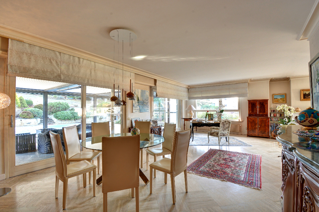 EXCEPTIONNELLE Villa sur 60 ares – VENDU ! –